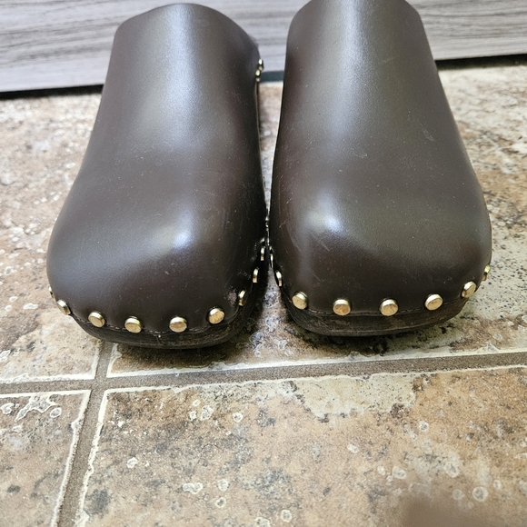Khaite Lucca Studded Leather Clogs - Picture 5 of 16